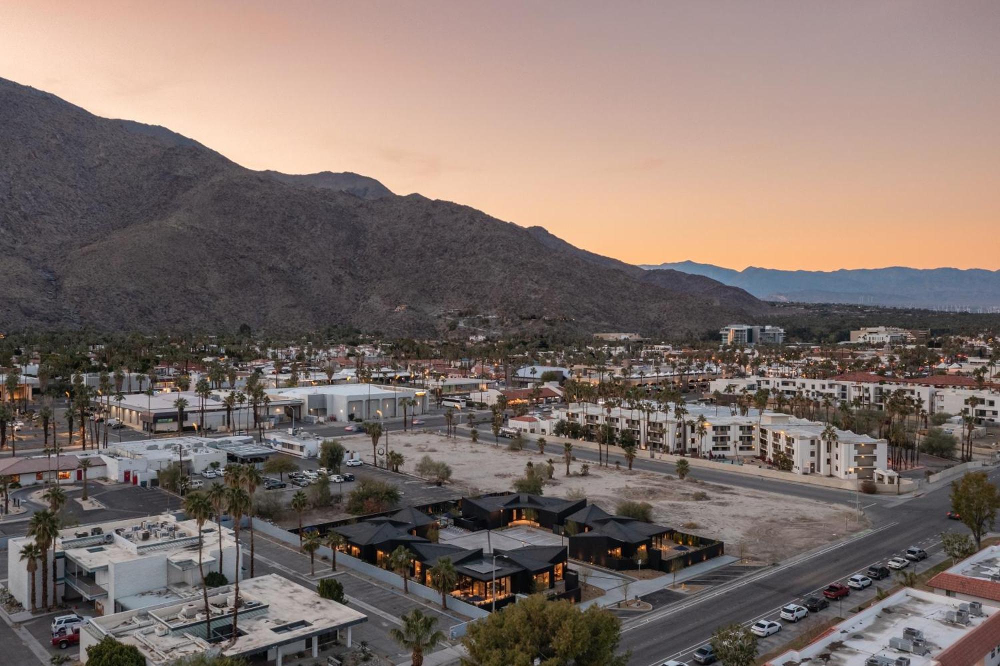 Blackhaus By Avantstay Ada Modern Rooms, Pool & Bbq Palm Springs Eksteriør bilde