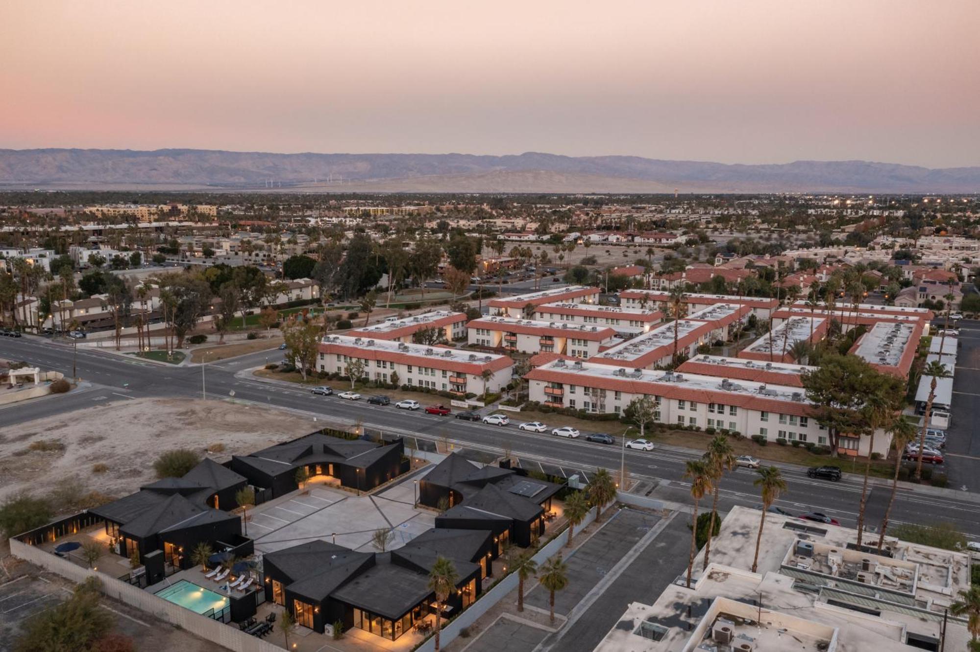 Blackhaus By Avantstay Ada Modern Rooms, Pool & Bbq Palm Springs Eksteriør bilde