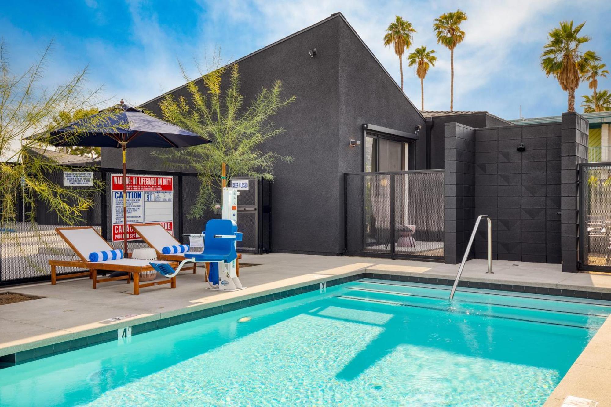 Blackhaus By Avantstay Ada Modern Rooms, Pool & Bbq Palm Springs Eksteriør bilde