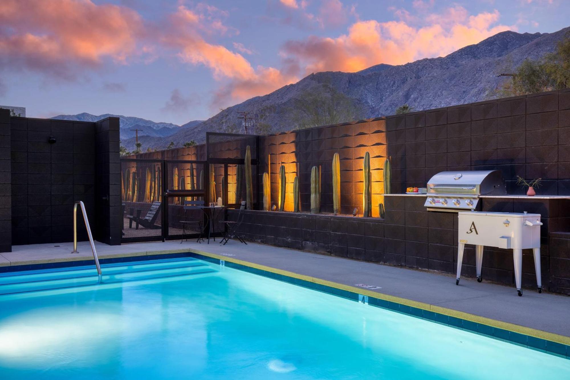 Blackhaus By Avantstay Ada Modern Rooms, Pool & Bbq Palm Springs Eksteriør bilde